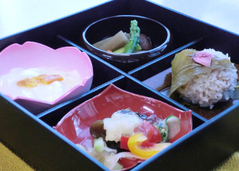 札幌市白石区菊水の通所介護「デイサービス すこやか東橋」おいしいご飯